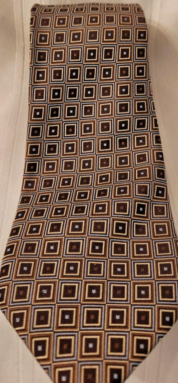 Donald J Trump Mens Tie Signature Collection Brown/Blue Squares 100% Silk Tie